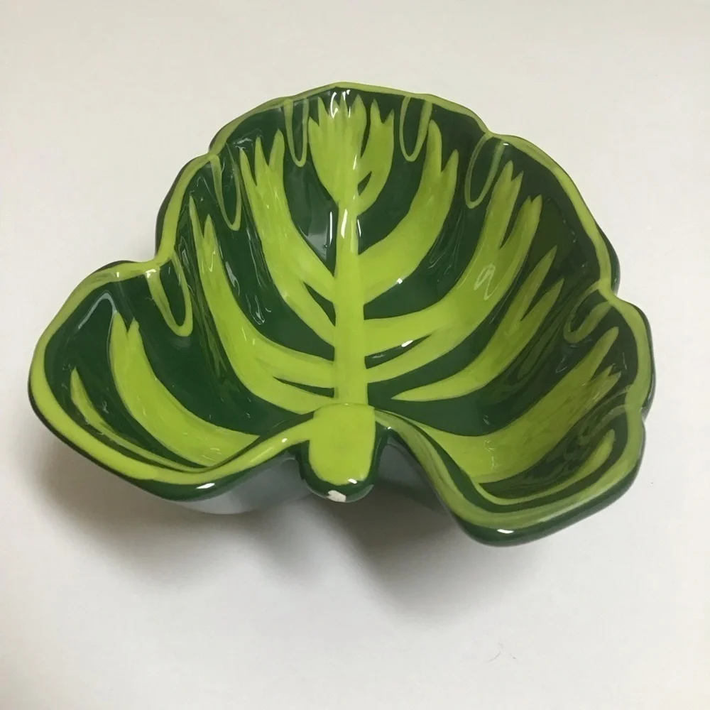 Tropical Leaf Serving Bowl Floral Spreader Green Ceramic Dip Fruit Hawaii Luau